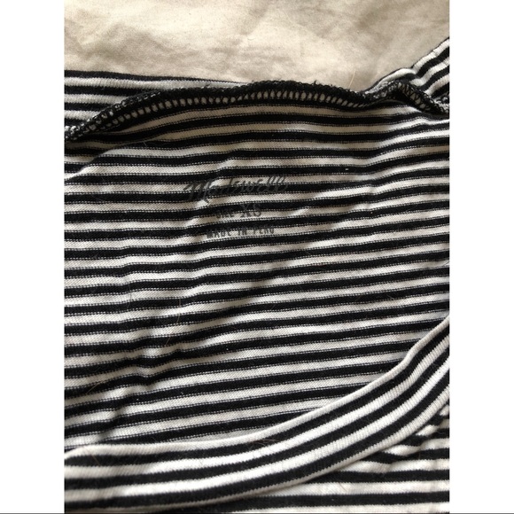 Madewell knot front tee in Stripe - Picture 5 of 5